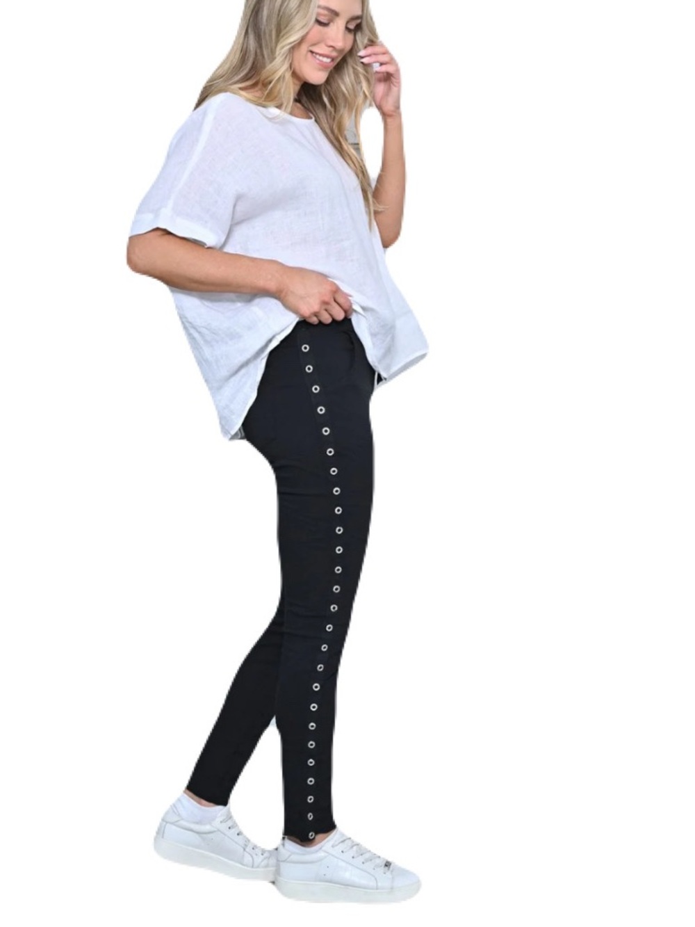 Black BDG Urban Outfitters High Rise Crop Skinny Jean Metal Grommet Studded Side